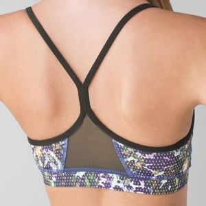 Lululemon Flow Y bra